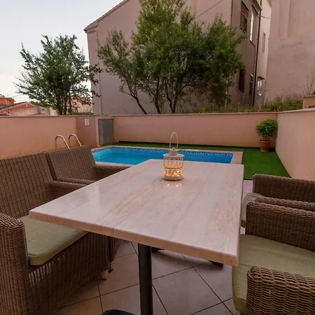 Apartman S Bazenom U Centru Appartement