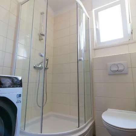 Apartman S Bazenom U Centru Appartement *