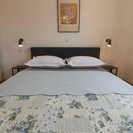 Appartement Apartman S Bazenom U Centru Makarska